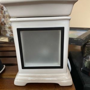 Scentsy warmer